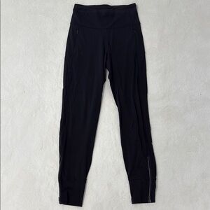 Good condition Lululemon Black High-Waisted Joggers